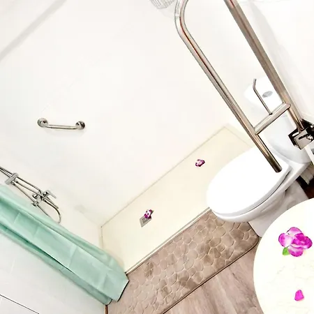 Jardines Del Sur, 3 Bedroom Hébergement de vacances *