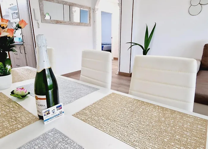 Jardines Del Sur, 3 Bedroom Hébergement de vacances *